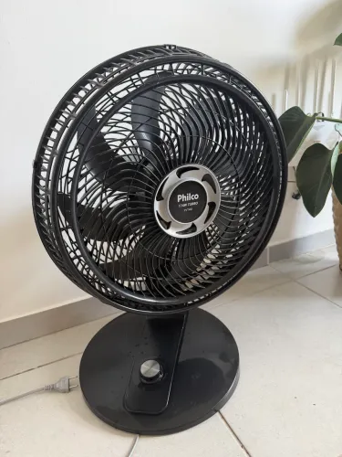 Vendo ventilador Philco turbo 174w forte