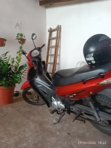 Honda Biz 125 KS 2010 | Vermelha, Conservada e Documentação Ok