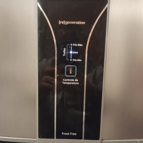 Geladeira Panasonic de aço escovado Frost Free