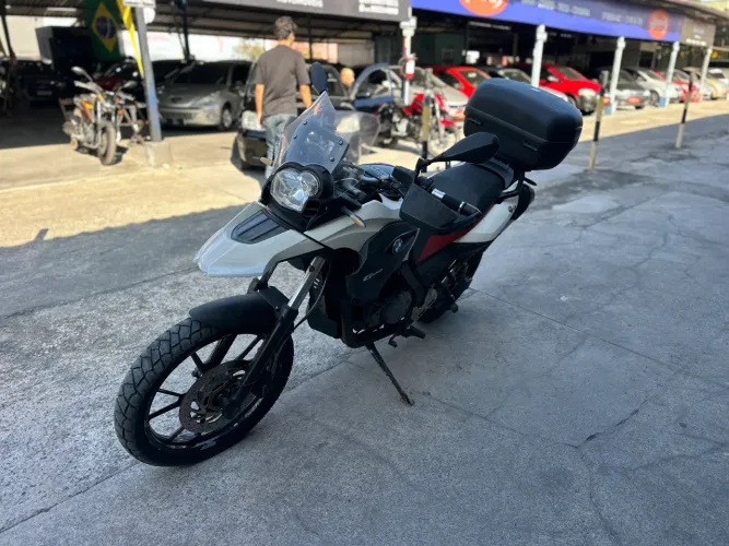 BMW g660 8000 abaixo da FIPE