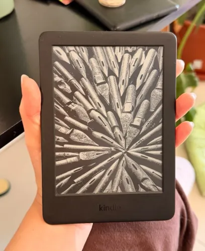 Kindle 10a geração semi novo