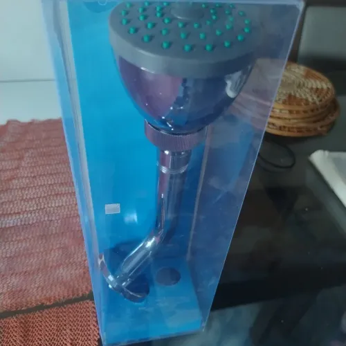Vendo ducha nova na caixa 
