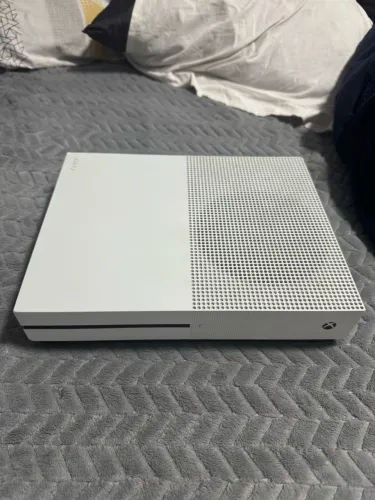 Xbox One S - 500GB