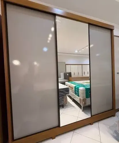 Guarda roupa casal Dacar com espelho 12x sem juros