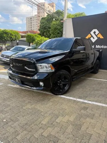 Ram Classic Laramie 5.7 V8 16V Gasolina 4X4 Aut. 2022