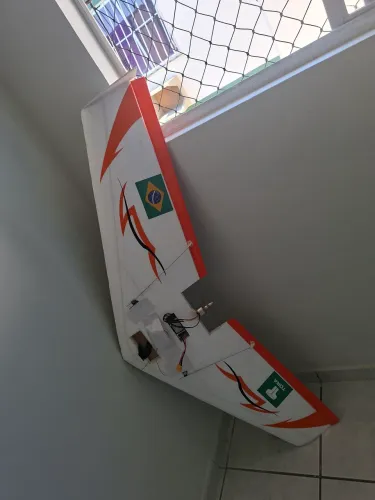 Aza sagui aeromodelo