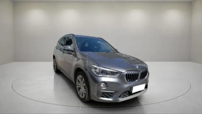 BMW X1 Sdrive 20I X-line 2.0 TB Active Flex 2019