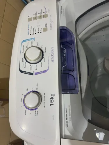 Máquina de lavar Eletrolux 16 Kg