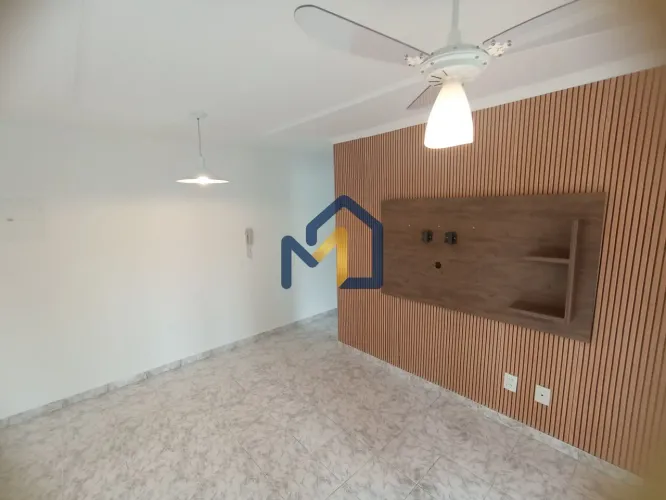 Condomínio Primavera - Apartamento Reformado com 2 Quartos e Lazer Completo no Bosque dos 