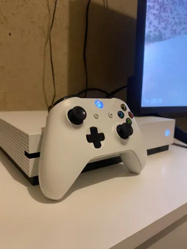 ? Xbox One S - OPORTUNIDADE! 