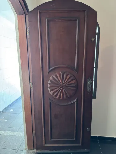 Porta de entrada em arco 