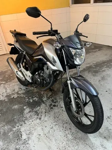 Titan 160