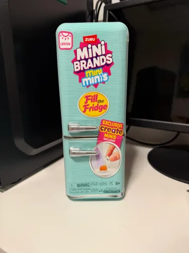 Mini Geladeira Mini Brands