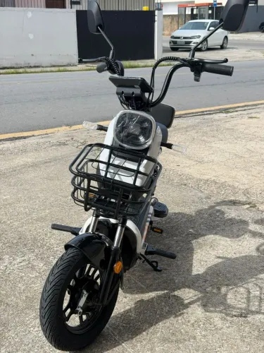 Bicicleta scooter elétrica n3nova
