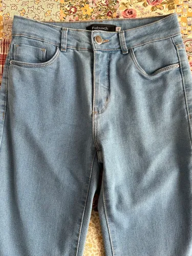 Calça feminina Rabusch em ótimo estado 