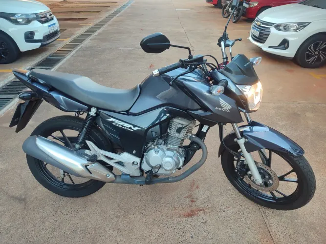 Vendo Honda CG Fan 160 2024 cinza 