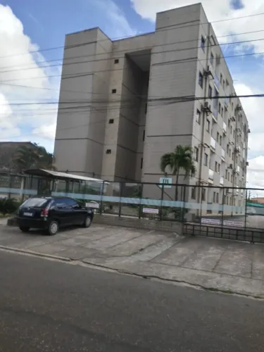 Edifício Metrópole 2 e 3 quartos alugo