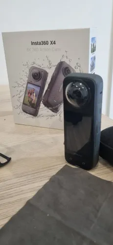 Câmera insta 360 X4