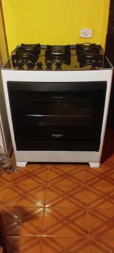 Fogão Dako Supreme 5 Bocas com Mesa de Vidro - Bom Estado - R$ 750