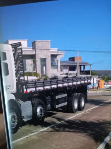 Vendo carroceria em excelente estado 