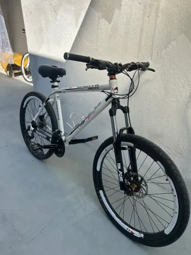 Bicicleta venzo aro 26