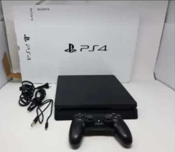 Vende-se PS4 slim em excelente estado