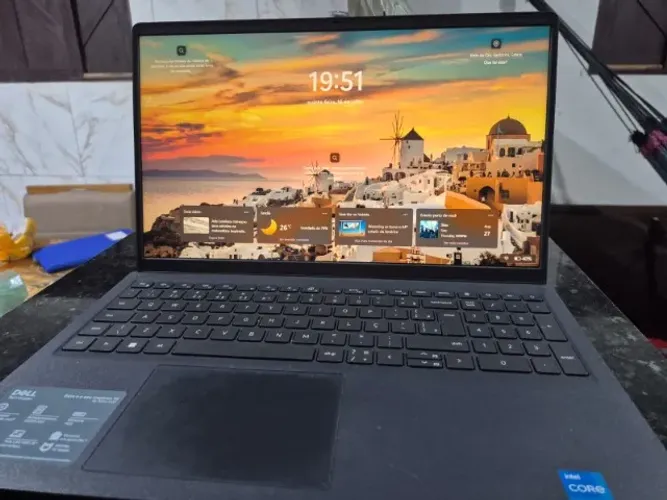 Dell Inspiron 15