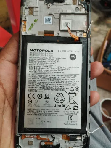 Bateria Moto G9 Power Usada mais Funcionando retirada de um telefone quebrado 