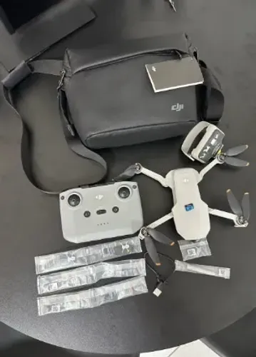 Drone dji mini 2 Fly more combo