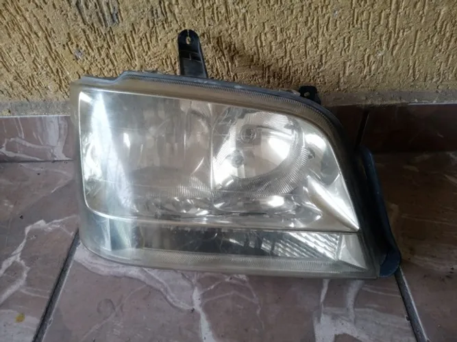 Farol direito Chevrolet S10 /Blazer 2006/2011
