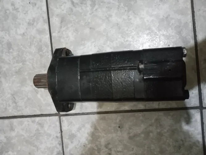 Motor hidráulico Eaton (104.3358.006)
