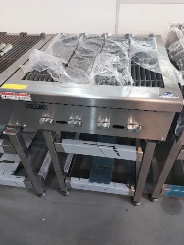 Broiler vulcan 60cm novo pronta entrega 