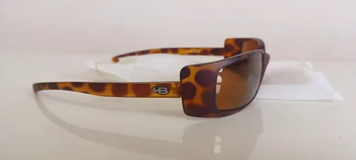 R$499,00 Óculos HB Sunglasses mod- Skull, Marrom Tortoise/Bronze.