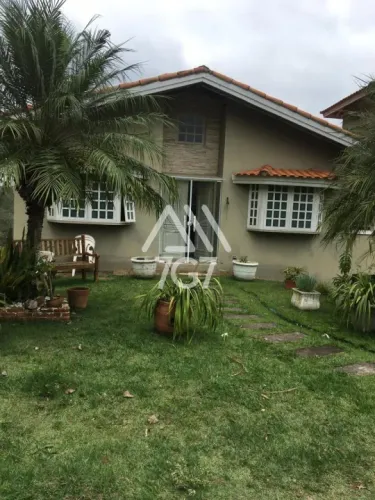 CASA EM CONDOMÍNIO À VENDA EM EMBU DAS ARTES - CA01718