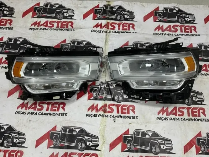 Farol Dodge Ram 2020-2024 (leia o anuncio)