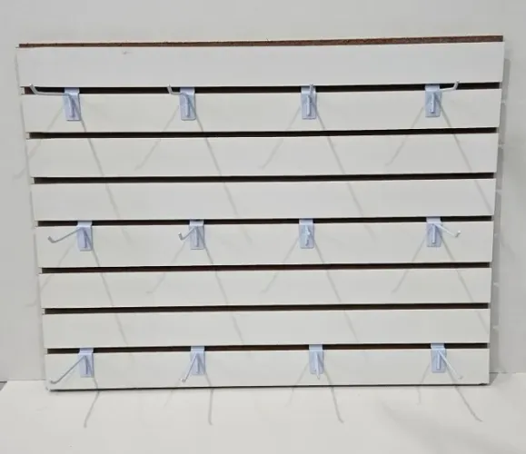 Painel Canaletado c/ 12 ganchos - Novo