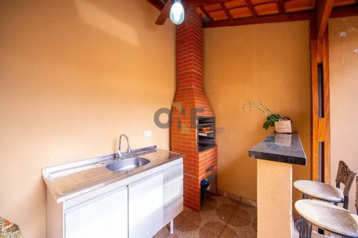Casa com 2 dormitórios, para venda - Granja Viana - Cotia - SP