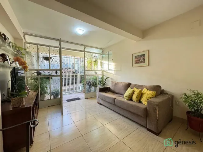VENDE-SE CASA GEMINADA 03 QUARTOS - BAIRRO: VISTA ALEGRE - BH/MG - R$345.000,00