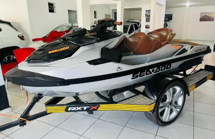VENDO OU TROCO JET SKI SEADOO LIMITED 2019