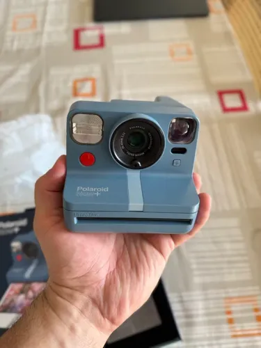 Polaroid now i-type