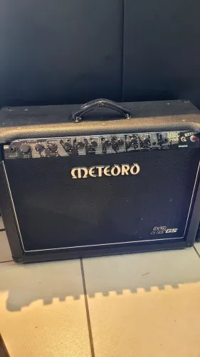 Amplificador meteoro MHC200