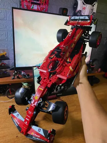 Bloco de montar Carro F1 Ferrari 1361 peças
