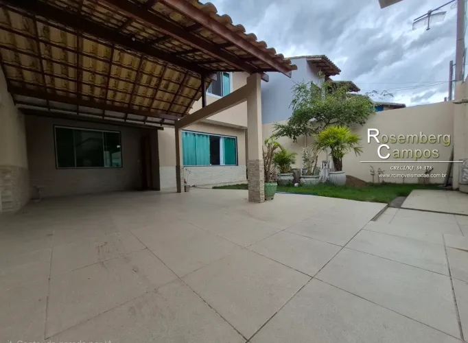 Casa Dúplex no Jardim Vitória - 3 Quartos, sendo 2 Suítes; Macaé RJ!