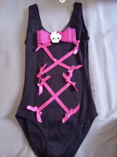MENOR PREÇO!! Fantasia Infantil Monster High com Body + Saia + Laço