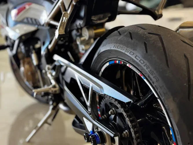 BMW - S 1000 R - 2020/2021 BRANCA 2020/2021
