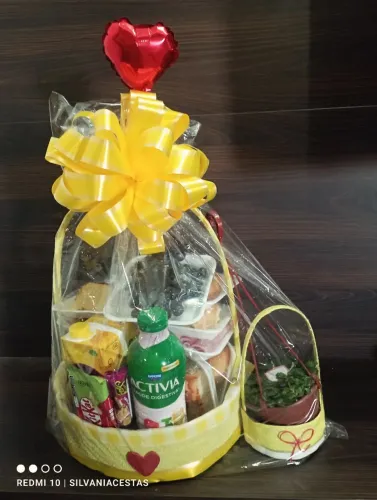 Cesta de Café da Manhã Especial