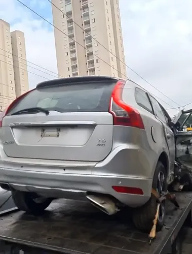 Xc60 3.0 Turbo 6cc 2014 Parachoque Lanterna Tampa Porta Cambio Motor Radiador Capo Sucata