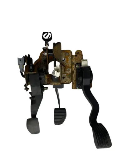 Pedaleira Acelerador Freio Embreagem Citroen C3 2004 a 2011