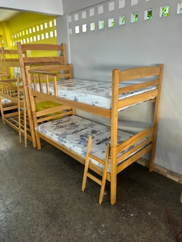 Beliche de Madeira solteiro 