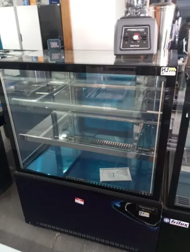 NZ. Vitrine confeitaria refrigerada 1 metro VENÂNCIO 